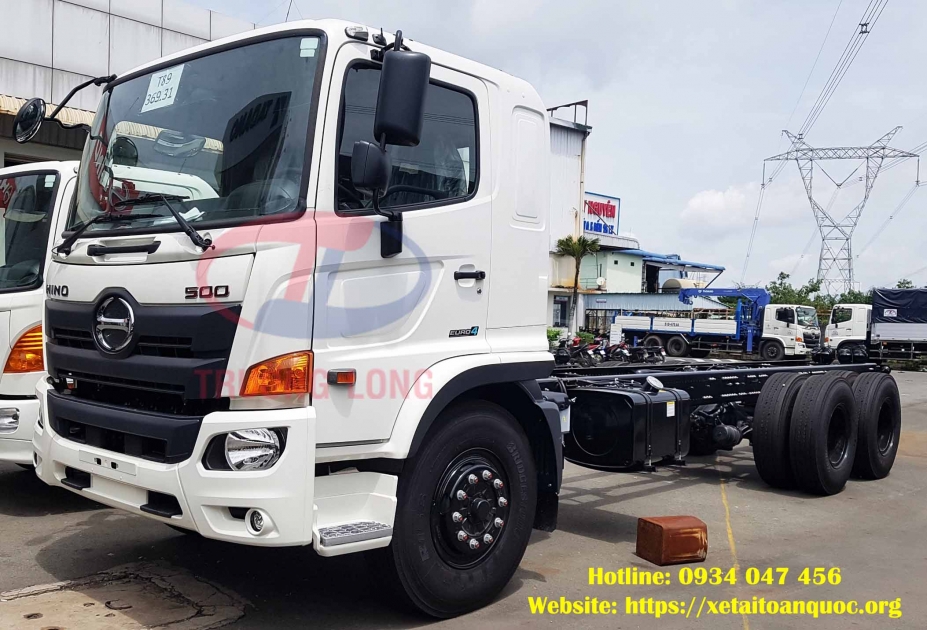 Sát xi (chassi) xe tải Hino 3 chân 15 tấn thùng ngắn 7m7 – FL8JT7A