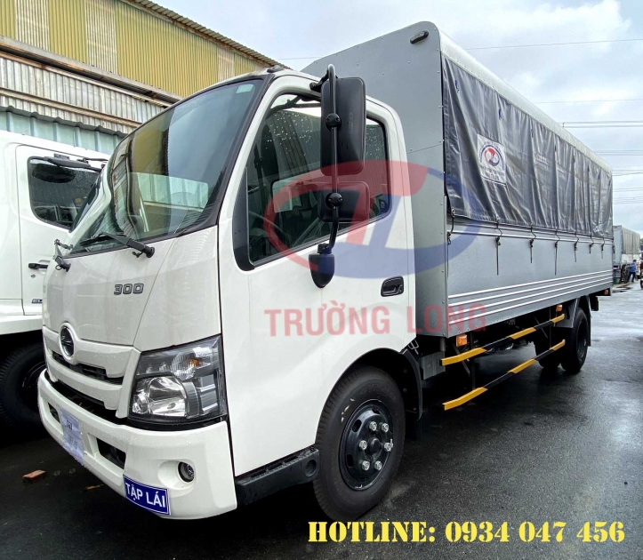 Xe tải tập lái – Hino XZU730L 5 tấn – Hạng C