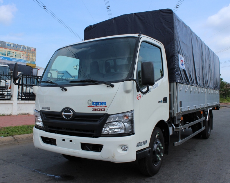 Xe tải Hino 4.5 tấn thùng mui bạt, xe tải Hino XZU730